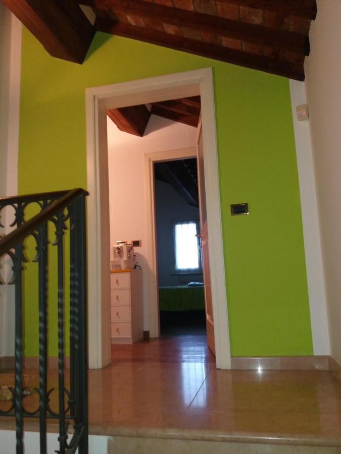 R&B Un Mondo A Colori Ferrara Bagian luar foto